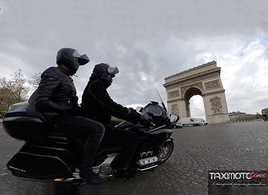 visite touristique belle Paris taximoto