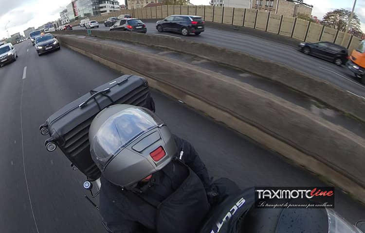 Taximoto-valise