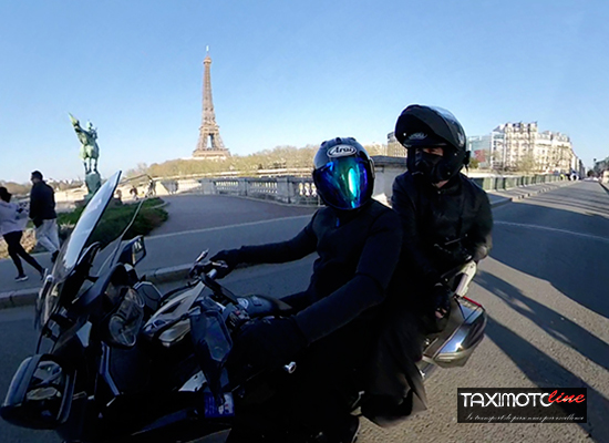 eiffel-tower-motorcycle-taxi